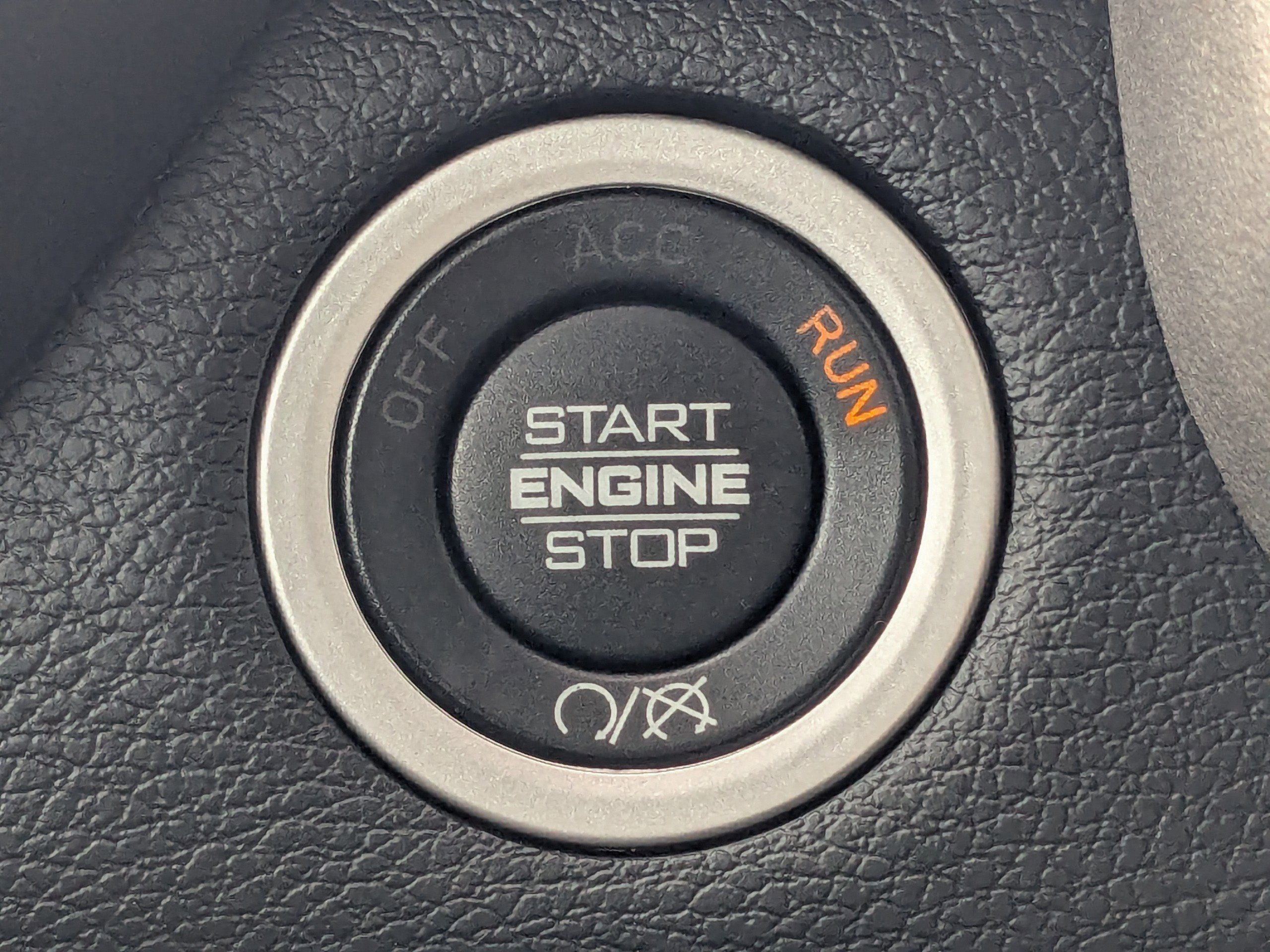 Used 2024 RAM 2500 Laramie image 29