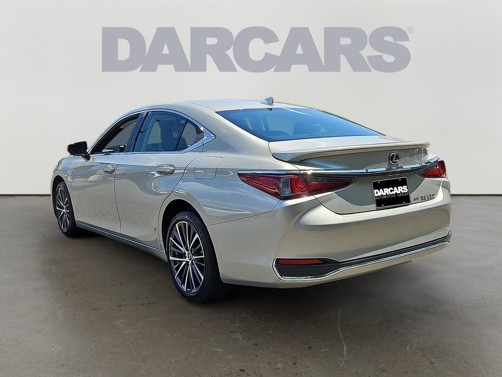 Certified 2023 Lexus ES 250 w/ Premium Package AWD/4WD image 4