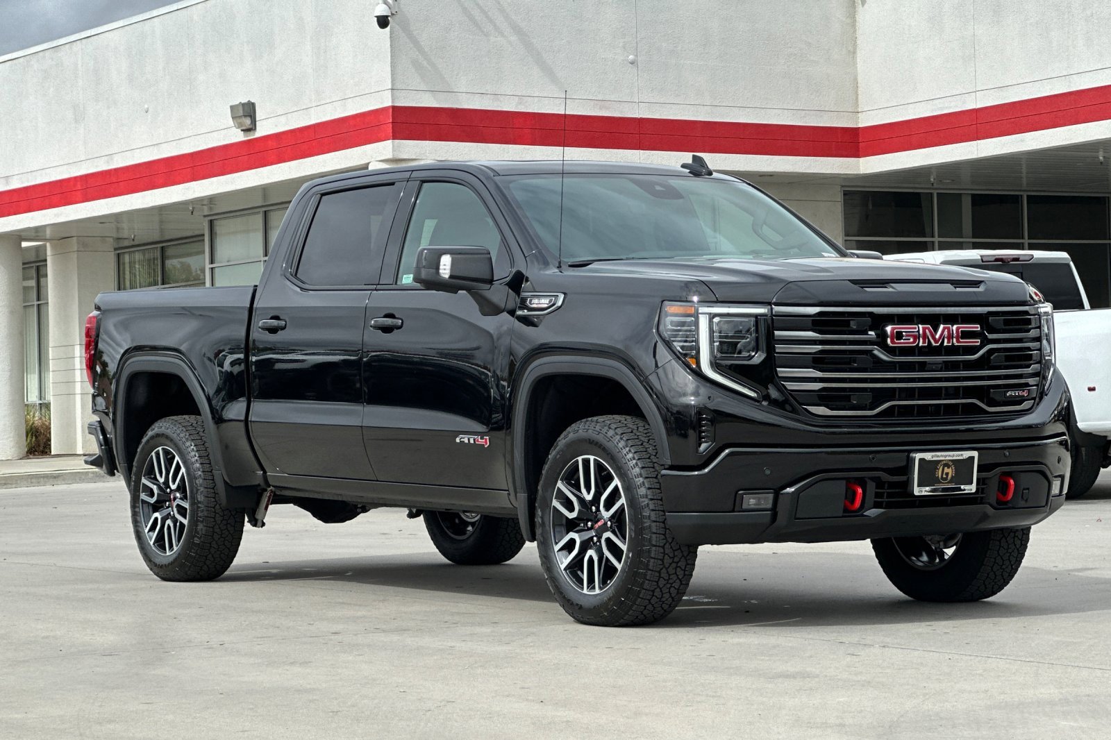 New 2026 GMC Sierra 1500 AT4 w/ Technology Package image 9