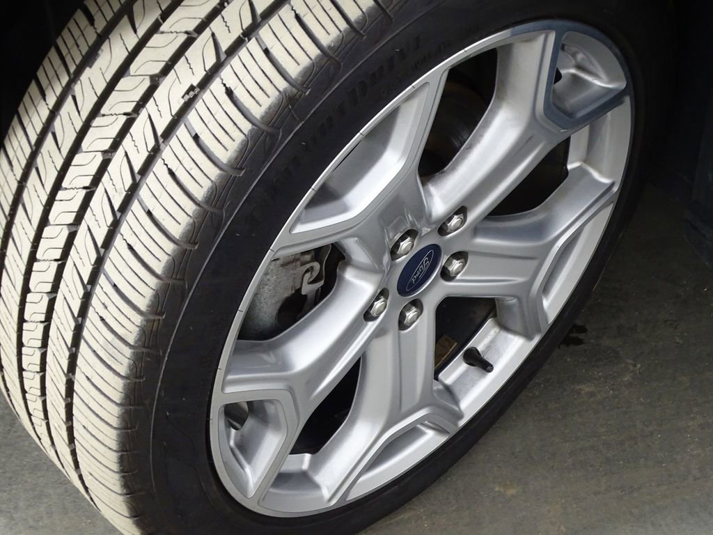 Used 2019 Ford Escape Titanium image 42