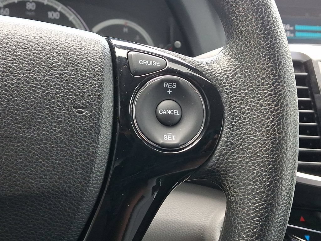 Used 2017 Honda Accord EX image 22
