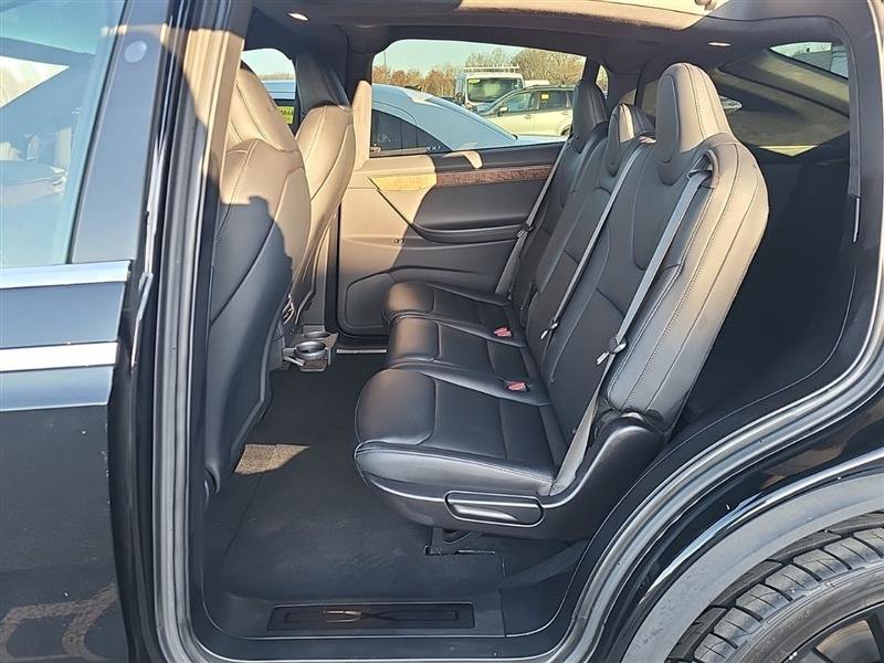 Used 2020 Tesla Model X Long Range AWD/4WD image 8