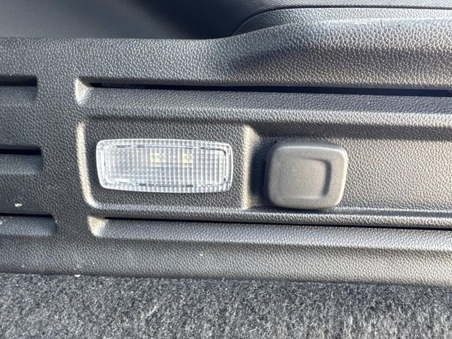 Used 2020 Cadillac XT4 Sport image 13