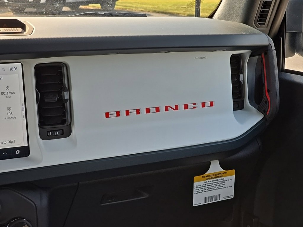 New 2025 Ford Bronco Heritage Edition image 30
