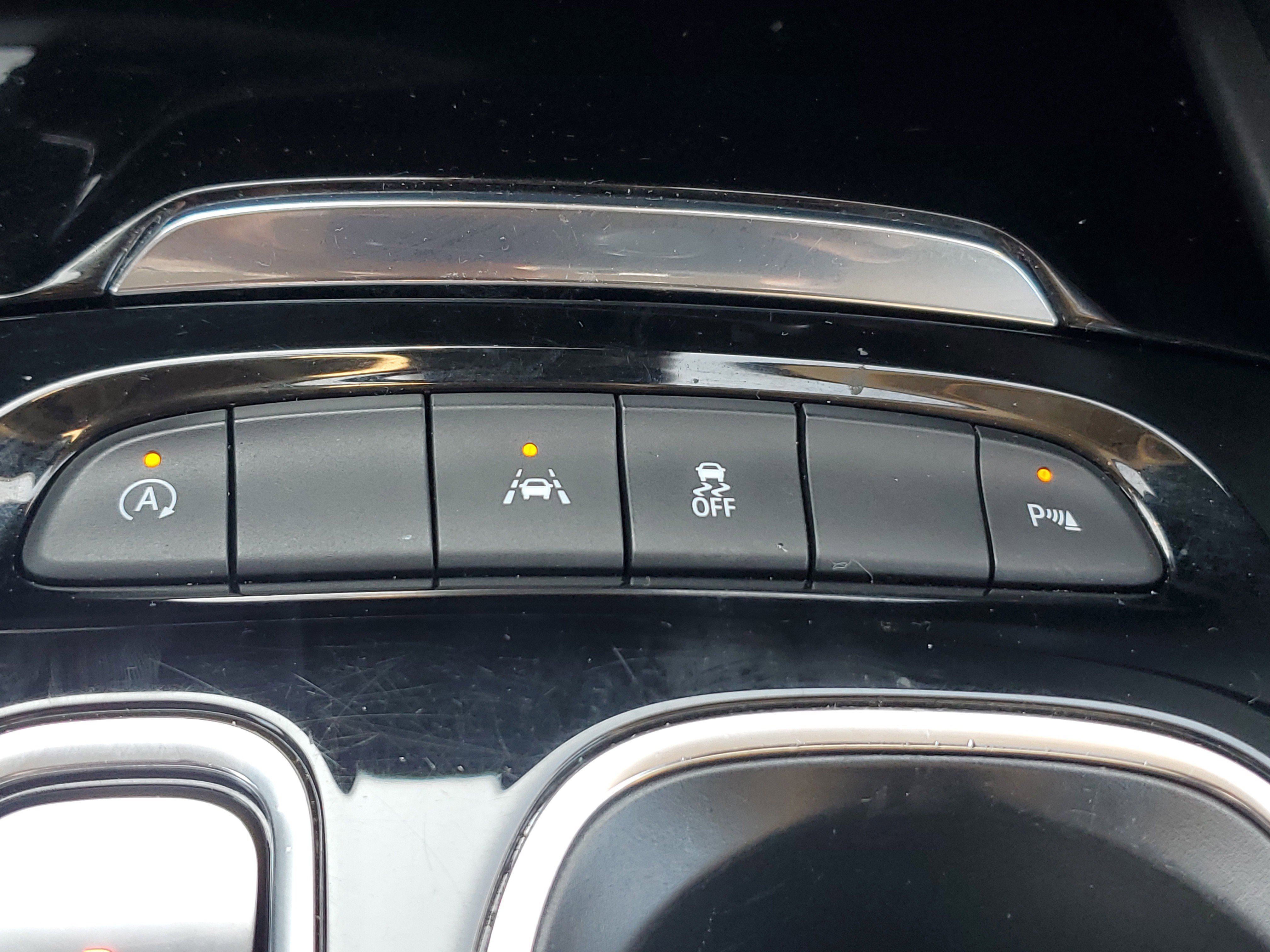 Used 2023 Buick Envision Essence w/ Sport Touring Package image 30