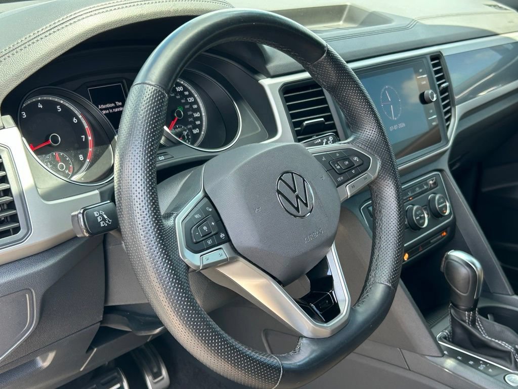 Used 2021 Volkswagen Atlas Cross Sport SE w/ Panoramic Sunroof Package FWD image 17