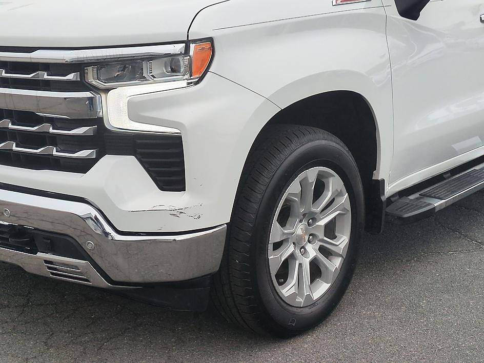 Used 2023 Chevrolet Silverado 1500 LTZ AWD/4WD image 9