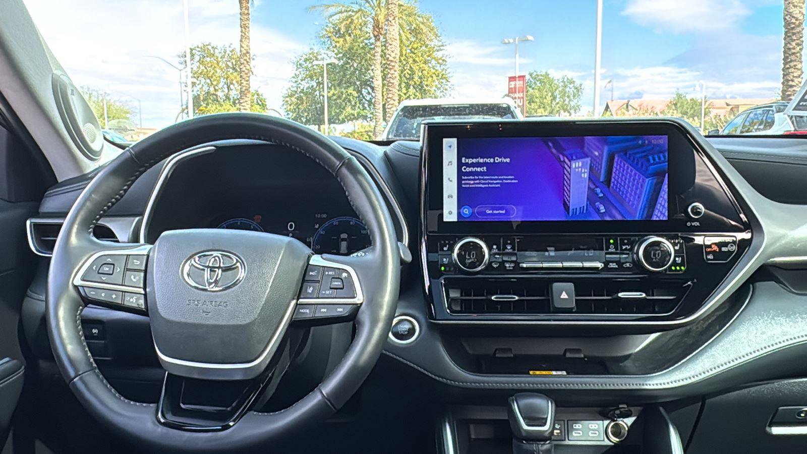 Used 2024 Toyota Highlander Limited image 10