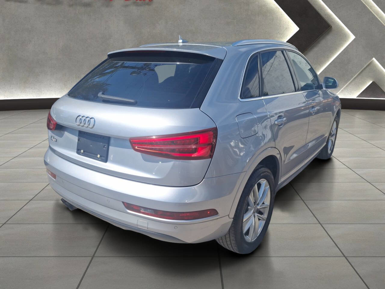 Used 2016 Audi Q3 2.0T Premium Plus image 4