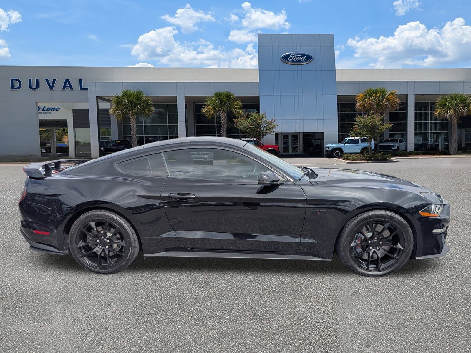 Used 2020 Ford Mustang GT Premium w/ GT Performance Package image 3
