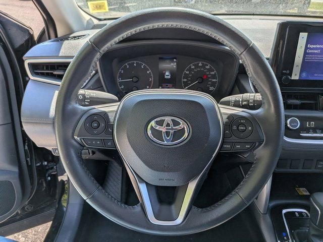 Certified 2023 Toyota Corolla Cross LE AWD/4WD image 17