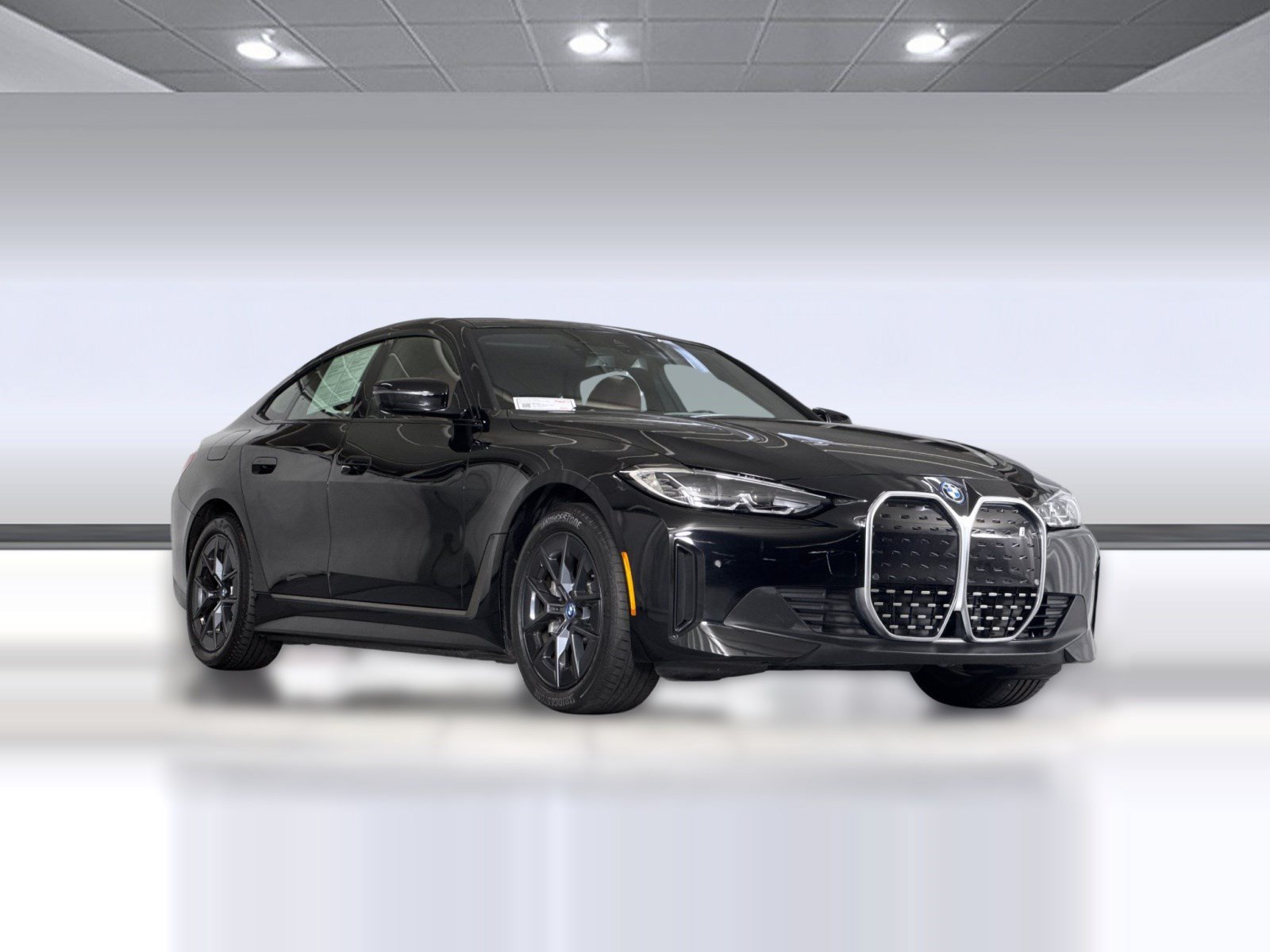 Used 2023 BMW i4 eDrive35 w/ Premium Package RWD image 6