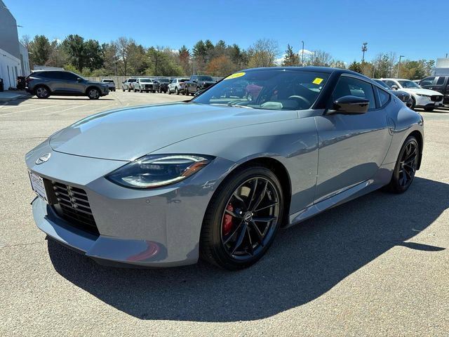 Used 2024 Nissan Z Performance w/ Floor Mat Package RWD image 5