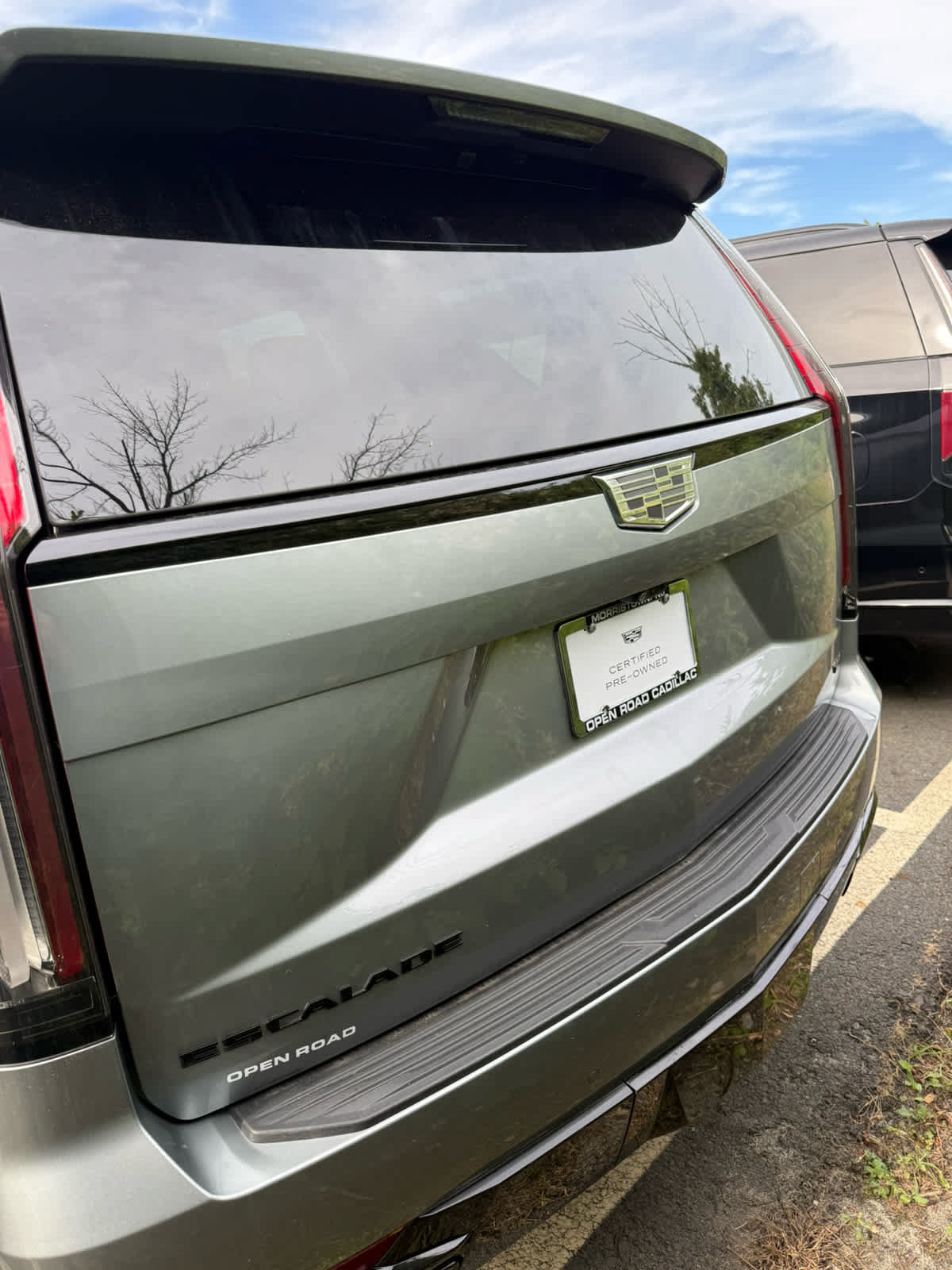 Certified 2024 Cadillac Escalade Sport Platinum w/ LPO, ONYX Package AWD/4WD image 31
