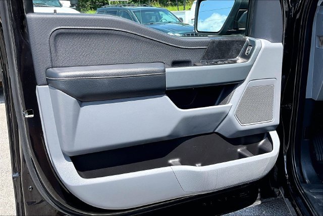 Used 2022 Ford F150 XLT w/ Equipment Group 301A Mid AWD/4WD image 17