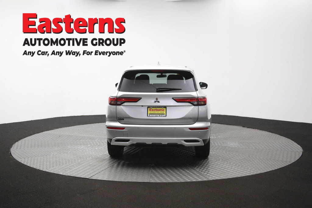 Used 2024 Mitsubishi Outlander SE AWD/4WD image 37