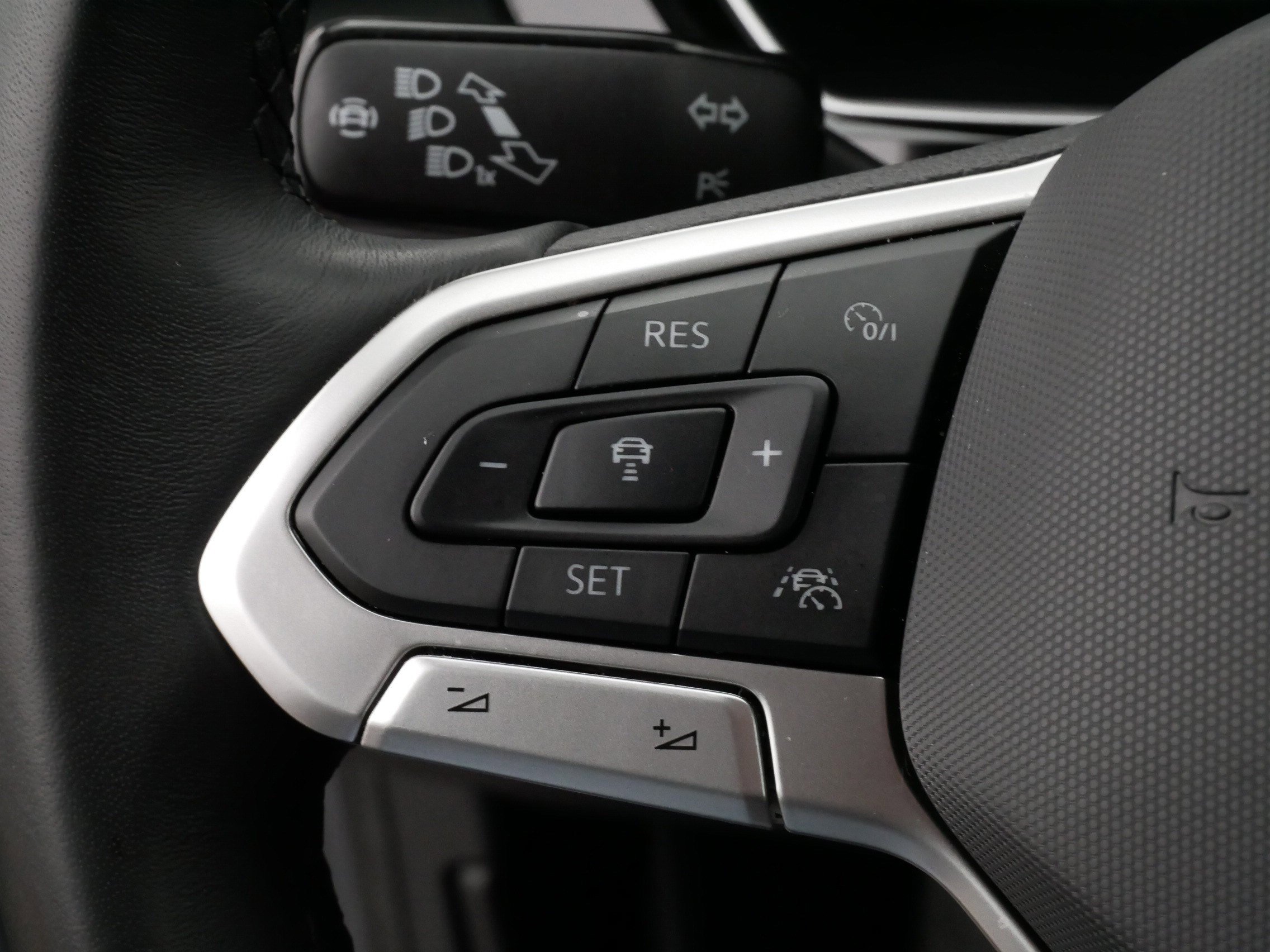 Certified 2024 Volkswagen Jetta SEL image 26