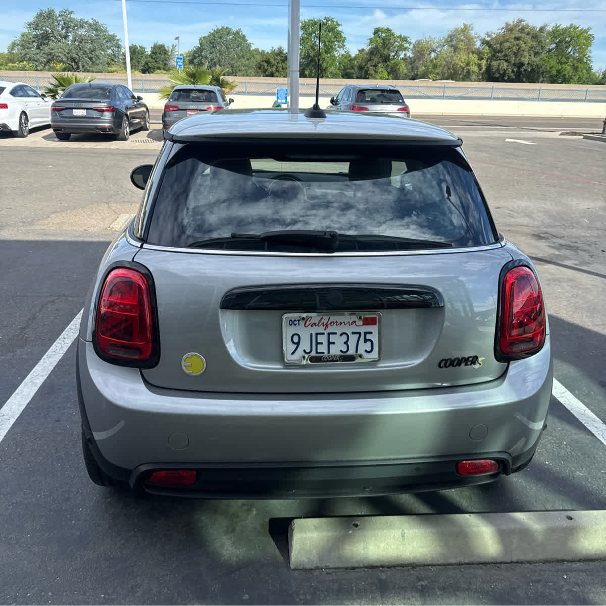 Used 2024 MINI Cooper SE image 6