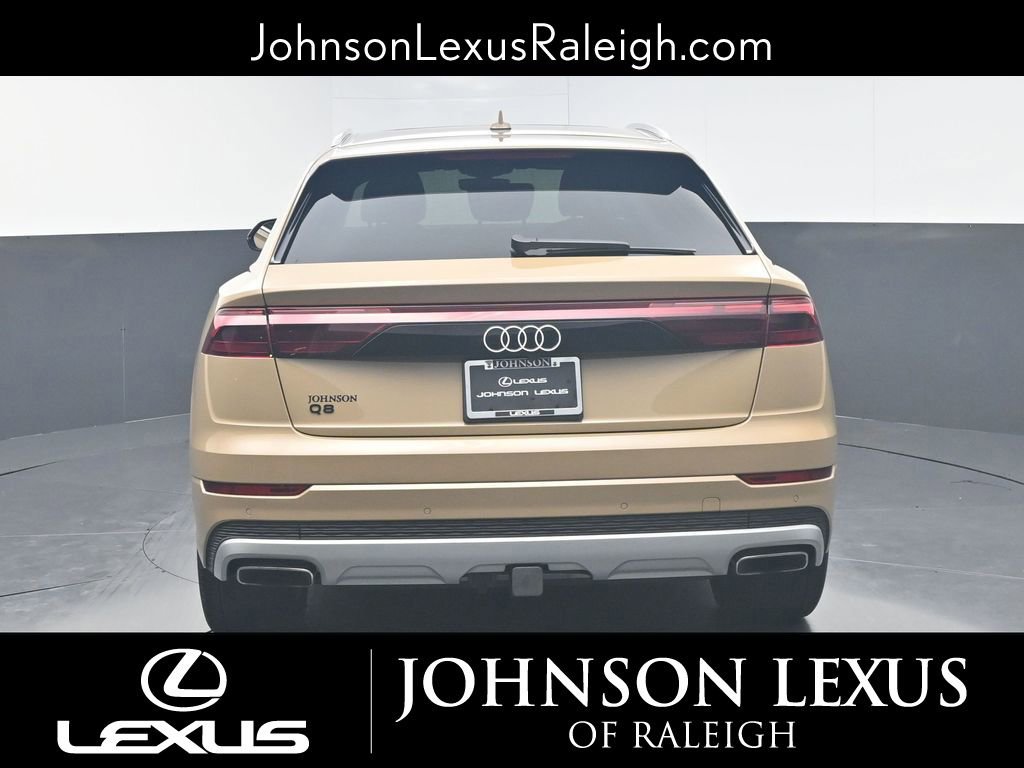 Used 2025 Audi Q8 Premium Plus image 8