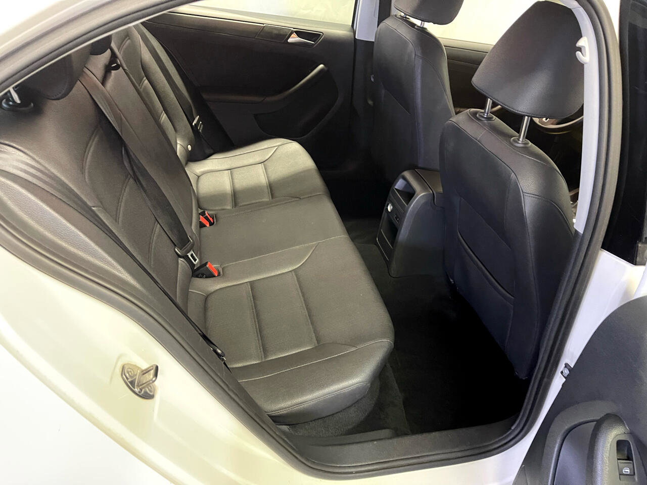 Used 2011 Volkswagen Jetta SE image 15