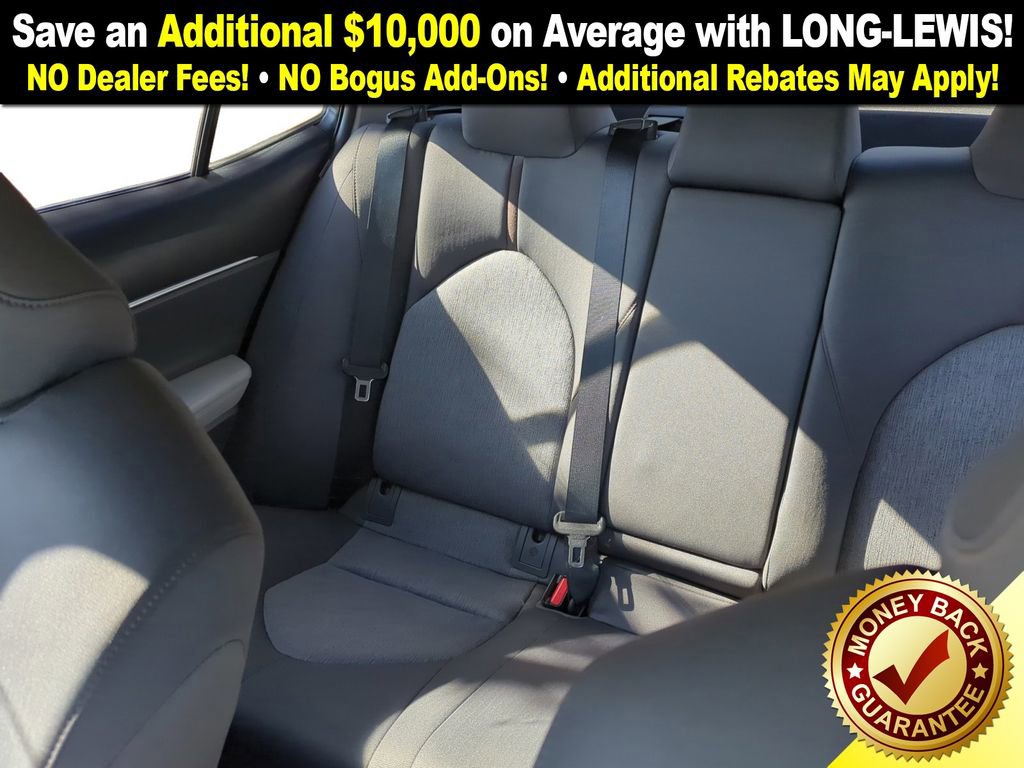 Used 2018 Toyota Camry LE image 21