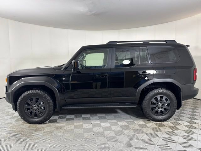 Used 2025 Toyota Land Cruiser image 3