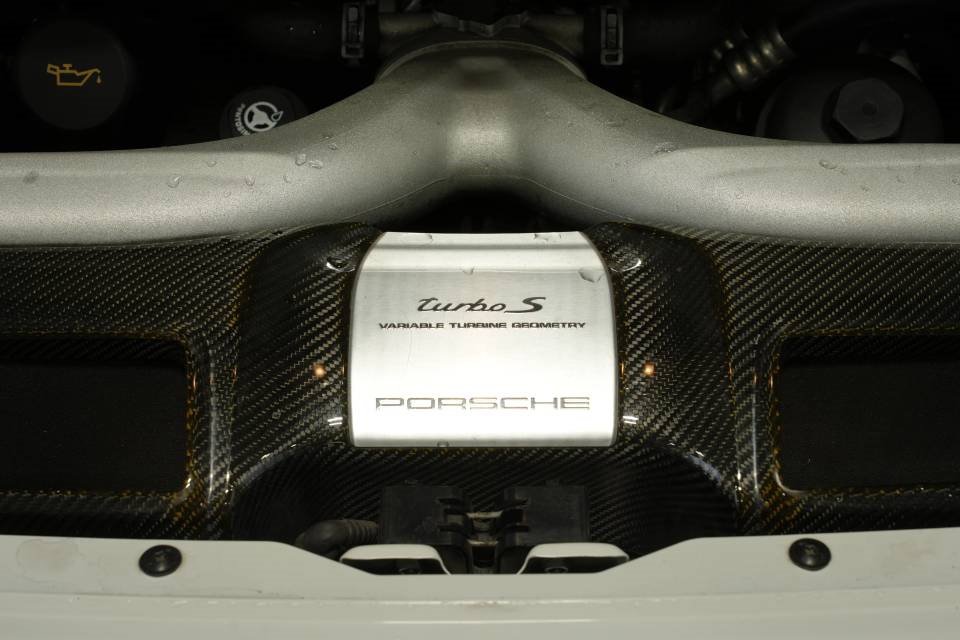 Used 2013 Porsche 911 Turbo S image 28