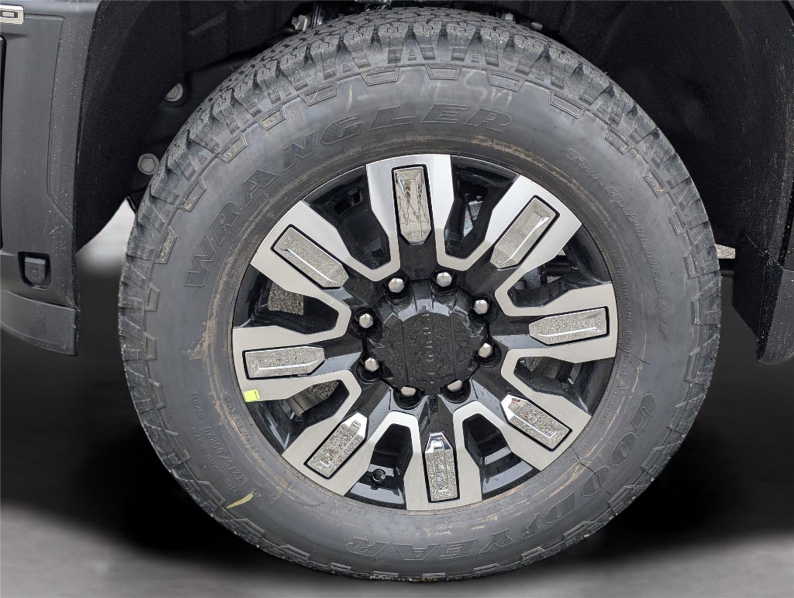 New 2026 GMC Sierra 2500 Denali w/ Denali Reserve Package image 37