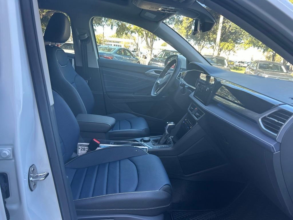 New 2026 Volkswagen Taos SEL image 34