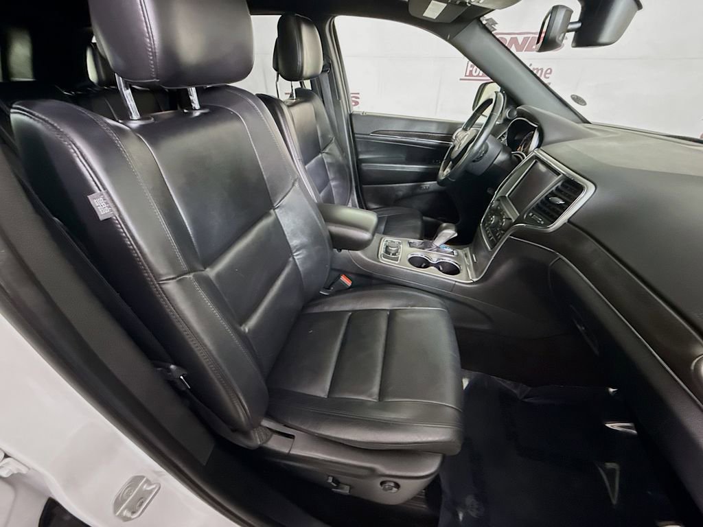 Used 2018 Jeep Grand Cherokee Limited AWD/4WD image 33