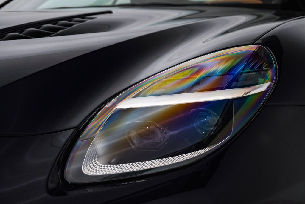 New 2026 Aston Martin Vanquish Convertible RWD image 6