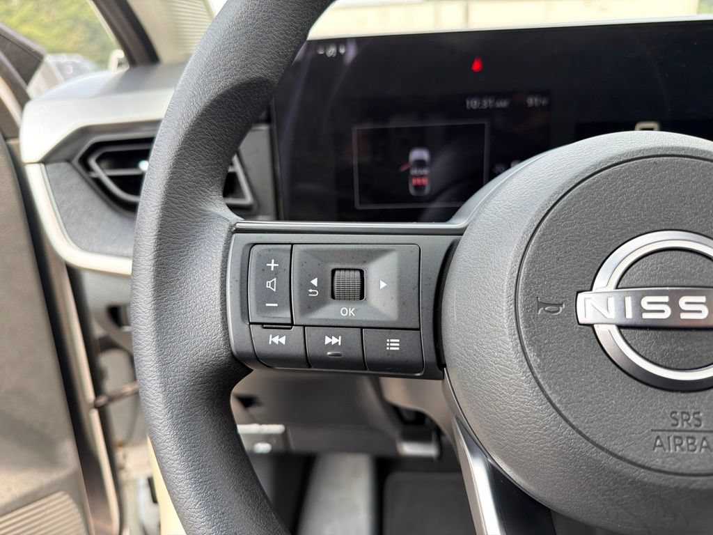 Certified 2025 Nissan Kicks SV FWD image 16