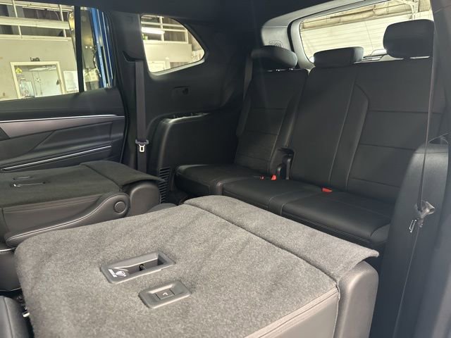 Used 2025 Buick Enclave Sport Touring w/ Power Package image 53