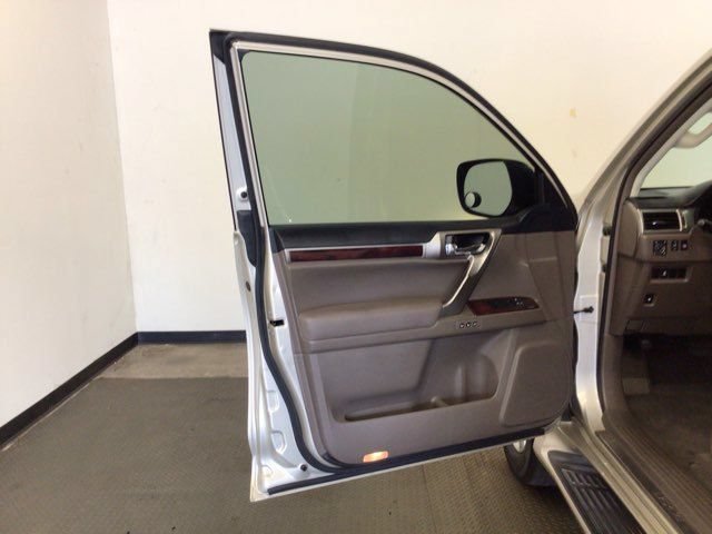 Used 2012 Lexus GX 460 w/ Comfort Plus Pkg AWD/4WD image 7