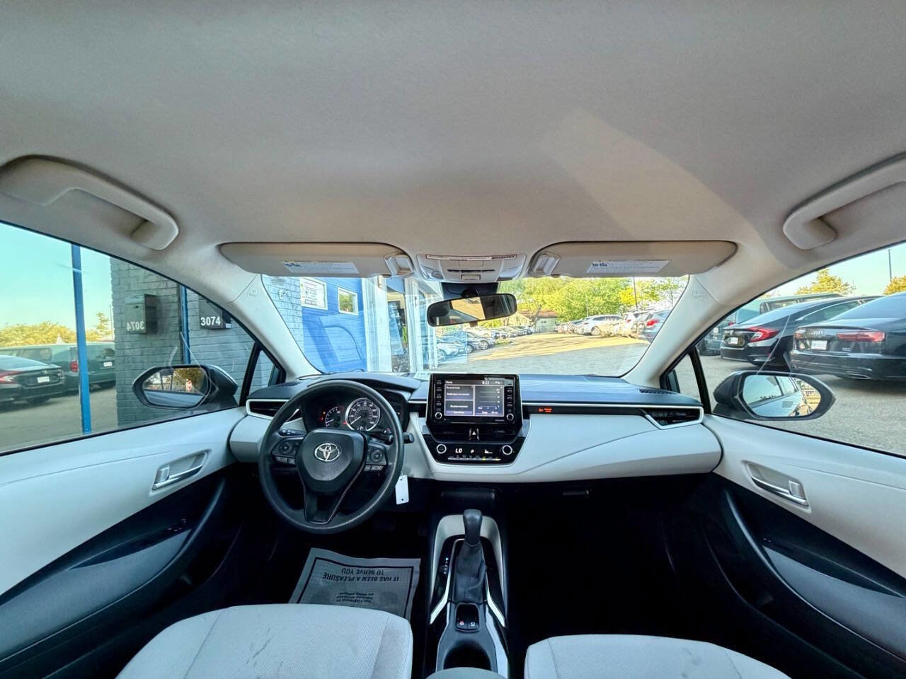 Used 2021 Toyota Corolla LE FWD image 20