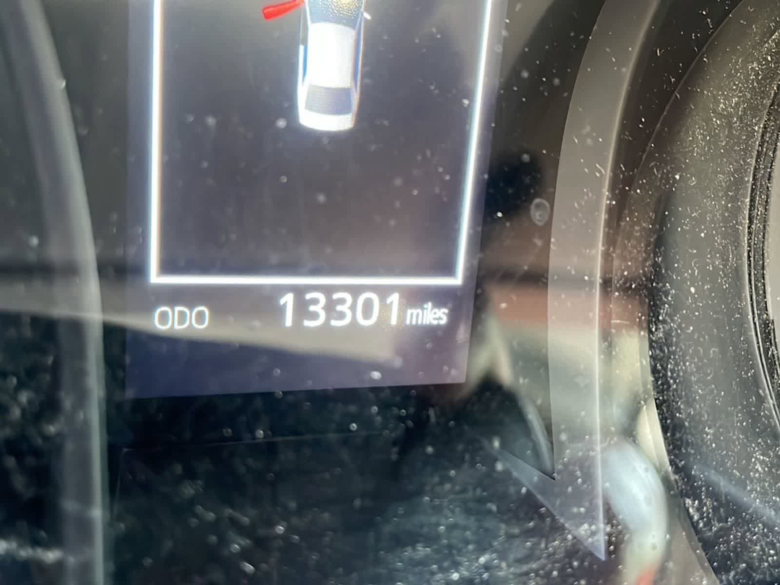 Used 2023 Toyota Camry SE FWD image 3