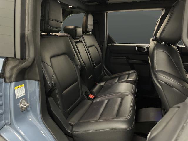 Used 2025 Ford Bronco Badlands image 30