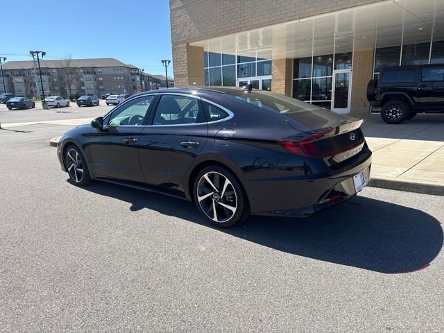 Used 2023 Hyundai Sonata SEL Plus image 2