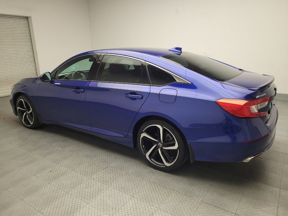 Used 2018 Honda Accord Sport image 3