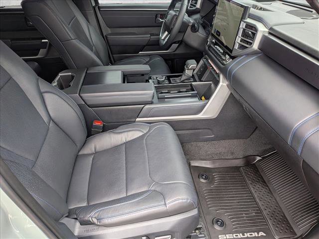 Used 2025 Toyota Sequoia Platinum image 22