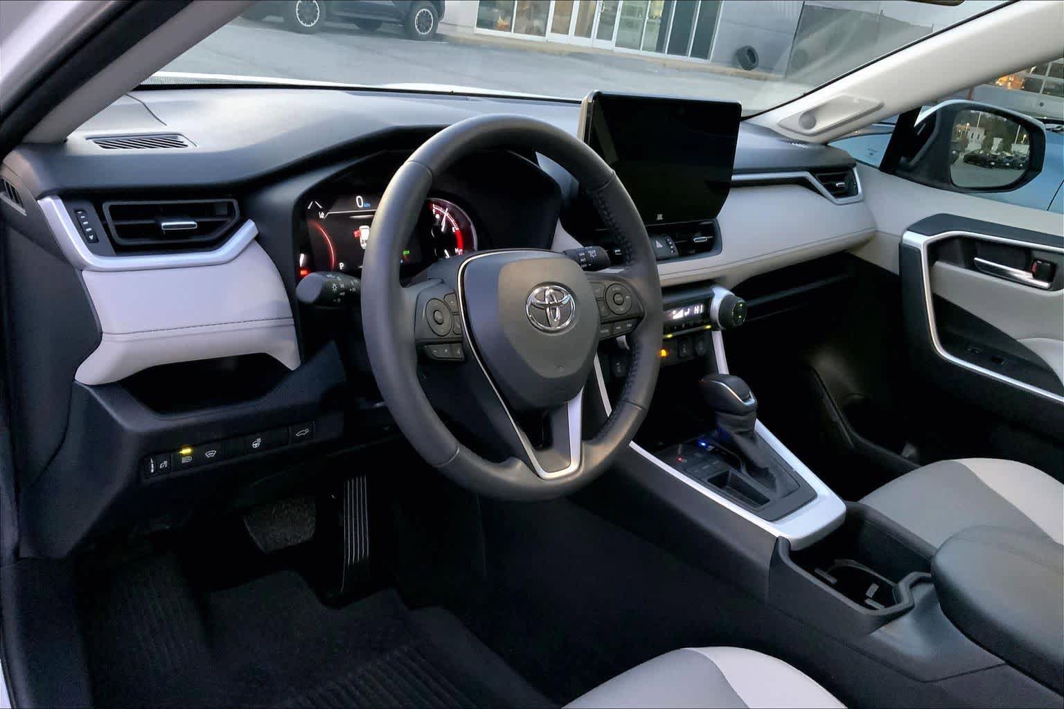 Used 2024 Toyota RAV4 XLE Premium w/ Weather Package image 17
