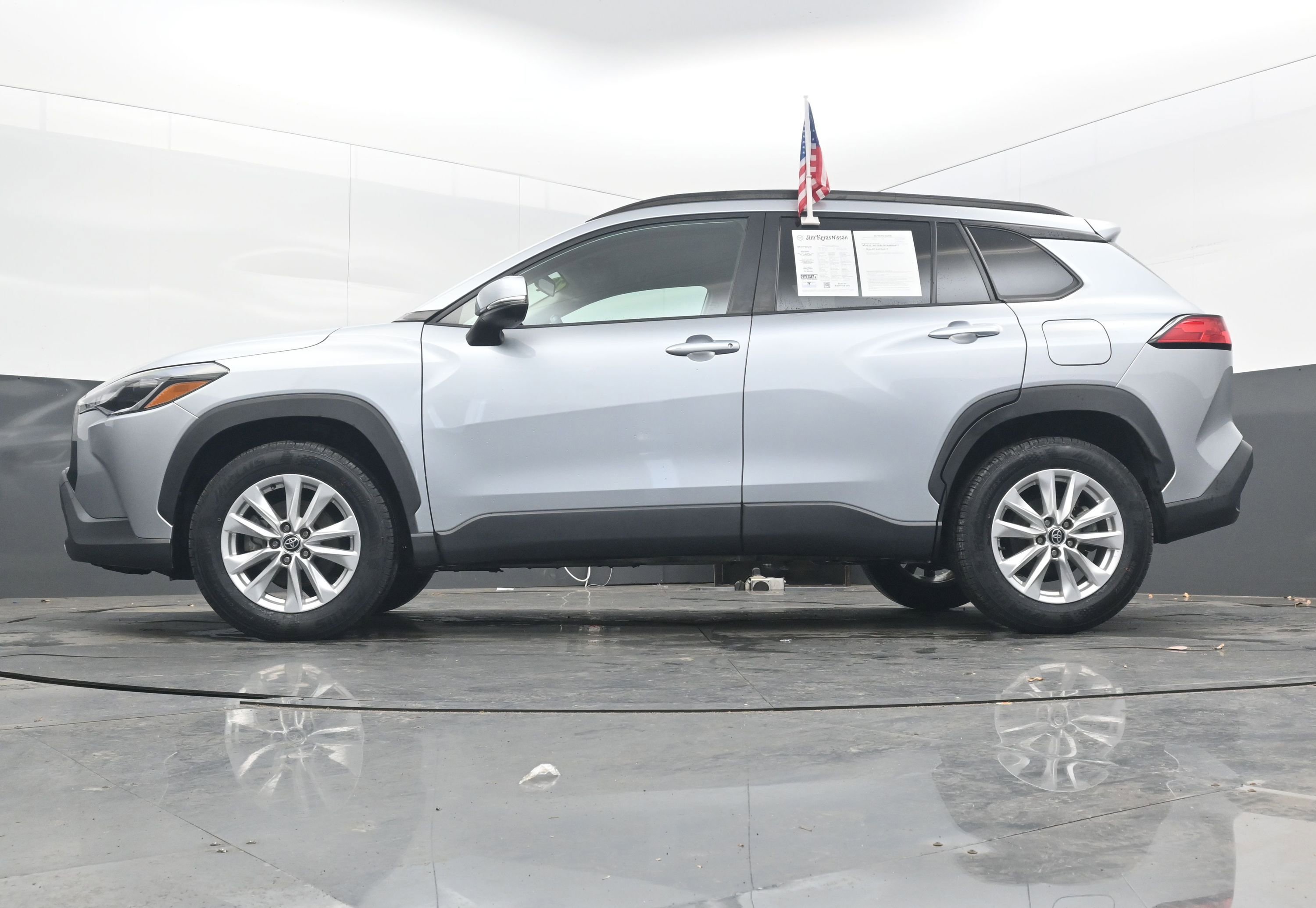 Used 2022 Toyota Corolla Cross LE image 26