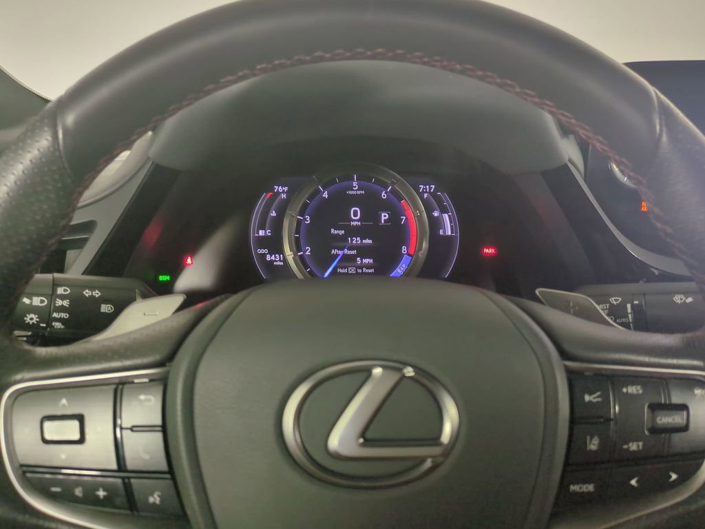 Used 2024 Lexus ES 350 F Sport w/ Accessory Package (Z2) image 32