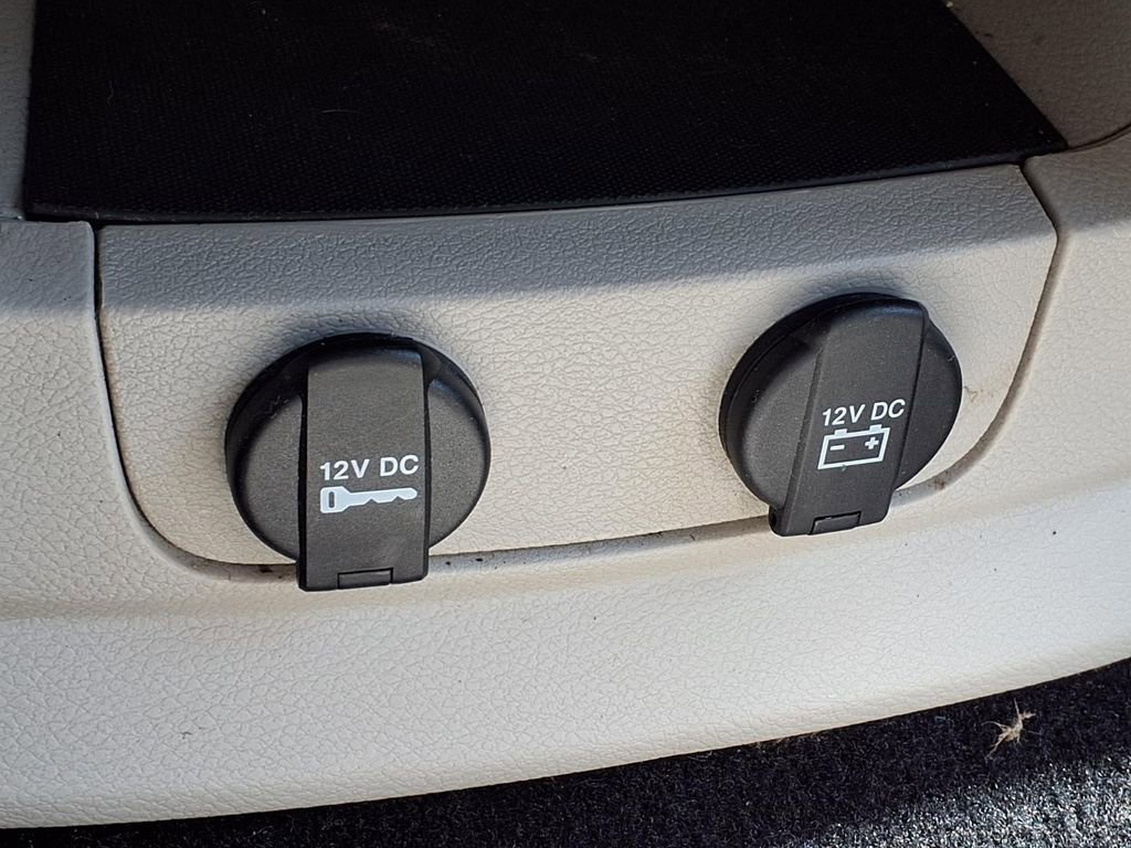 Used 2016 Dodge Grand Caravan SE w/ Quick Order Package 29E SE FWD image 17