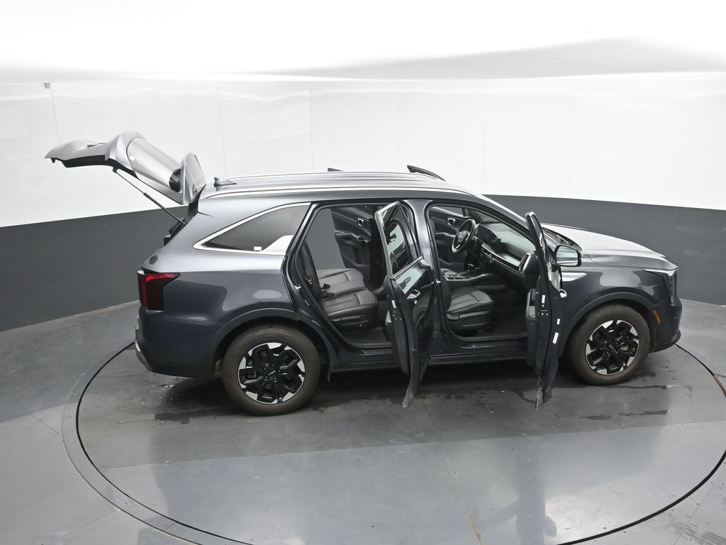 Used 2024 Kia Sorento S FWD image 50