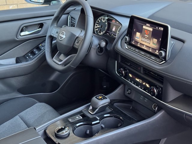 New 2026 Nissan Rogue SV image 7