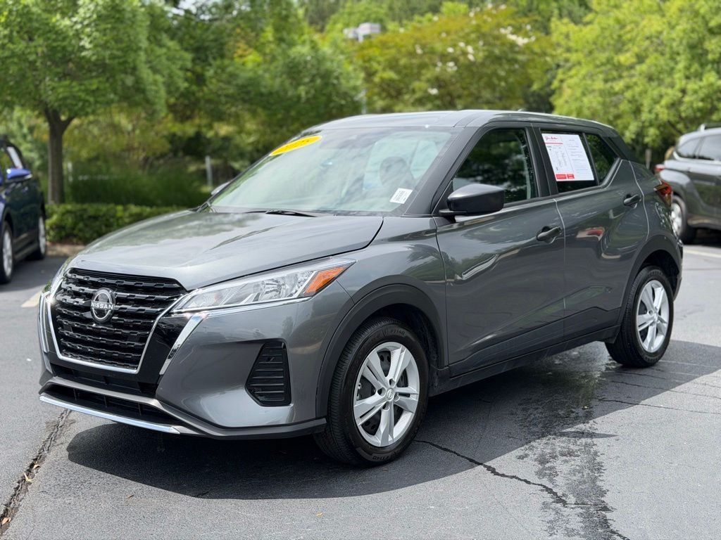 Used 2025 Nissan Kicks Play S FWD image 11
