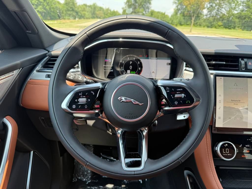New 2026 Jaguar F-PACE R-Dynamic S AWD/4WD image 19