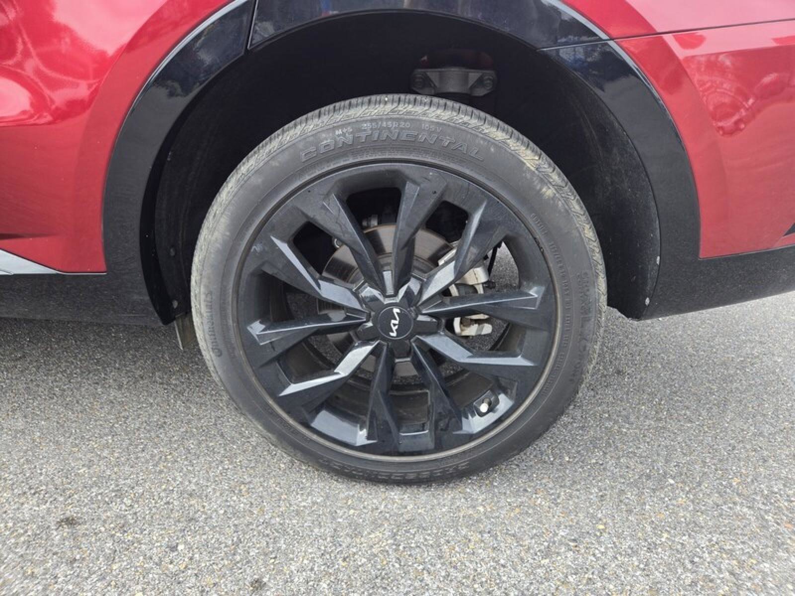 Used 2023 Kia Sorento SX image 9