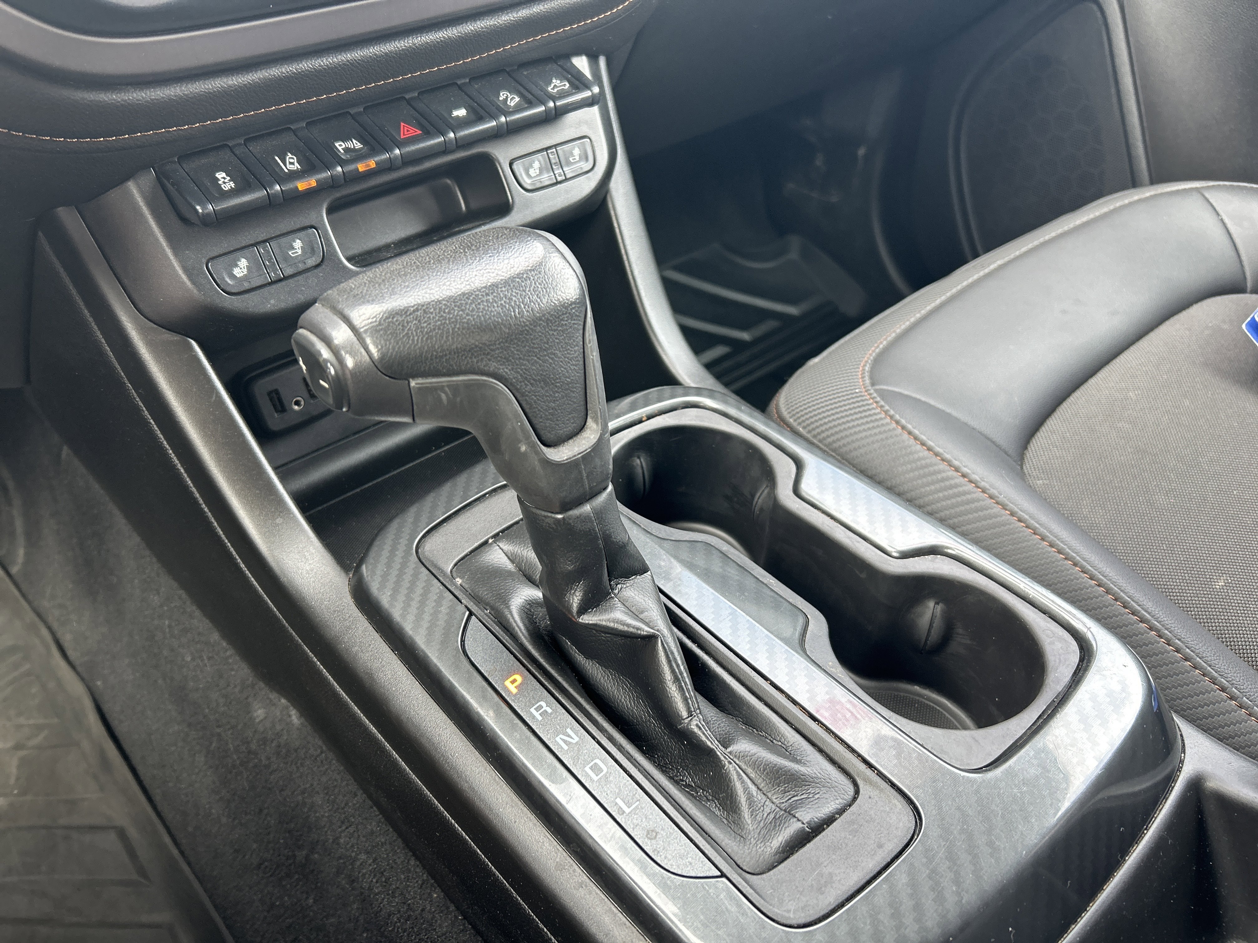 Used 2021 GMC Canyon AT4 w/ Driver Alert Package image 19